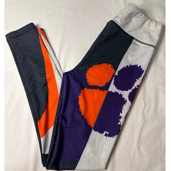 Clemson Tigers SC leggings with the tiger paws in the tigers colors size Small. - Picture 3 of 8